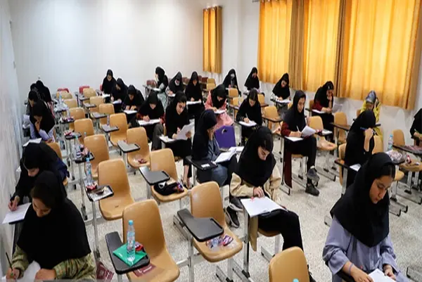 رقابت ۵ هزار داوطلب کنکور سراسری در حوزههای امتحانی پیام نور فارس