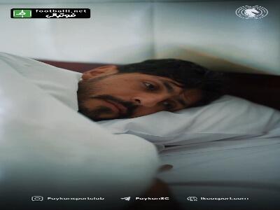 همراه با یکی از بازیکنان پیکان، در راه شروع مسابقه | آخرین خبر