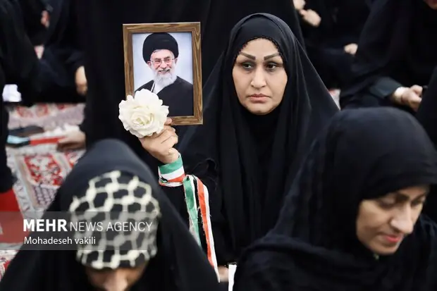  عکس/ مراسم چهلم تدفین رهبر شهید در زاهدان | آخرین خبر