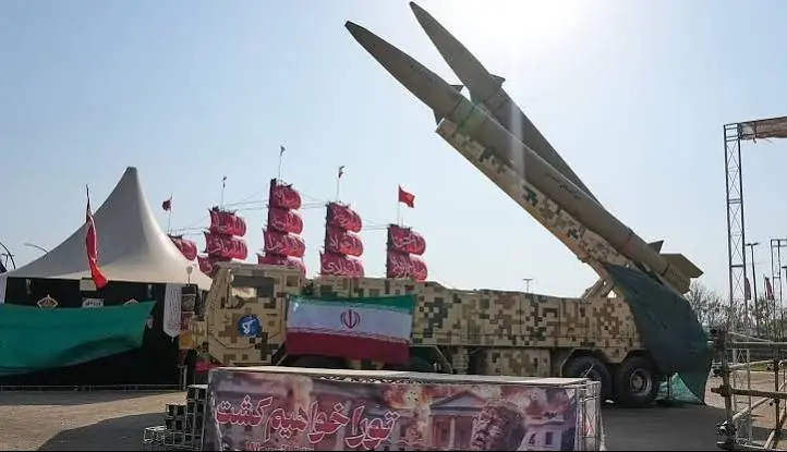 ادعای فایننشالتایمز: ایران حمله به اهداف نظامی آمریکا در اروپا را بررسی میکند | آخرین خبر