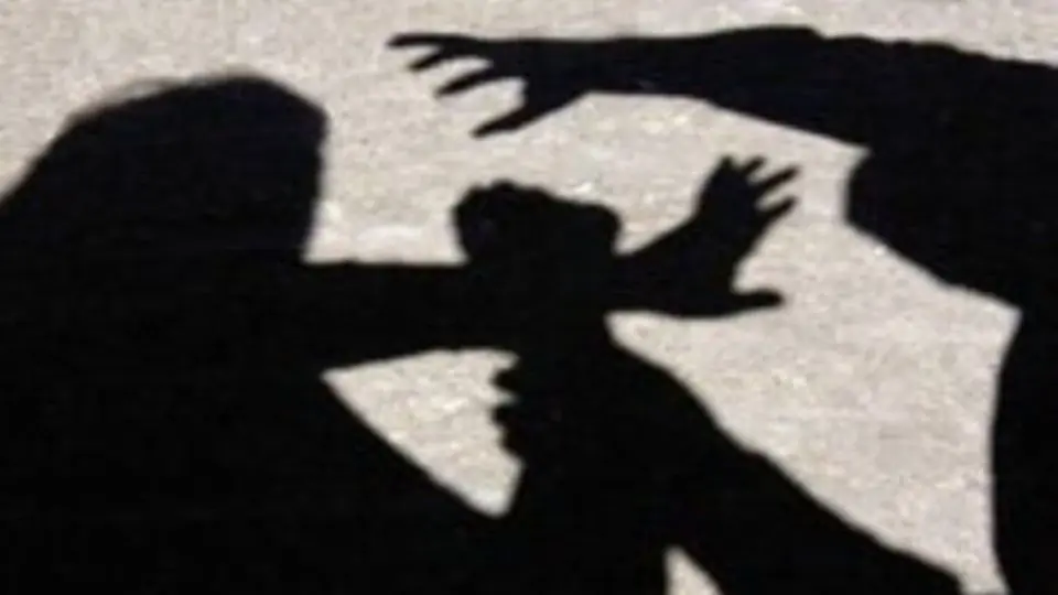 جزئیات دستگیری فردی که زنان و دختران را کتک میزد!