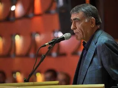 اتاق ایران از رئیس انجمن تولیدکنندگان موتورسیکلت تقدیر کرد