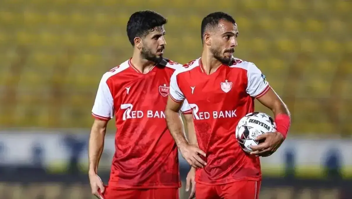 پرسپولیس ۲ ـ استقلال خوزستان صفر؛ برتری سرخها در نیمه نخست