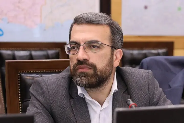 نماینده مجلس: راهی جز تسلیم و ترک مخاصمه برای آمریکا باقی نمانده است/ جمهوری اسلامی باید ضمن اعمال قدرت، شکاف میان کشورهای منطقه و غرب را عمیقتر کند