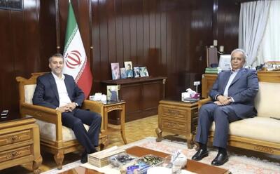 منطقه آزاد چابهار و سیستان محور اصلی گفتگوی استاندار سیستان و بلوچستان و دبیر شورایعالی مناطق آزاد کشور