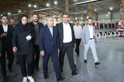 استاندار آذربایجان شرقی: شرکتهای بزرگ دولتی و خصوصی، حسابهای بانکی خود را به داخل استان منتقل کنند