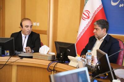  بررسی مسائل و مشکلات سرمایه‌گذاری شهرک صنایع تبدیلی اردبیل با حضور استاندار