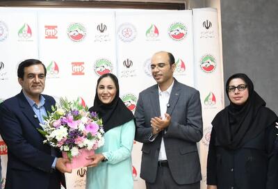 تجلیل سرپرست اداره کل ورزش و جوانان البرز از سرمربی تیم ملی ووشو بانوان