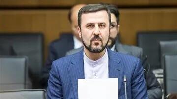 غریبآبادی: ملت ایران در برابر فشار عقبنشینی نمیکند