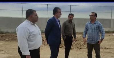 بازدید مدیرکل ورزش و جوانان از زمین فوتبال و خانه کشتی رستمکلا