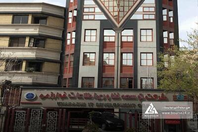 حضور «مفاخر» در یک مناقصه