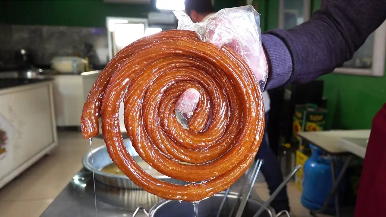 طرز تهیه بامیه ترکی ترد و خوشمزه با شهد سریع