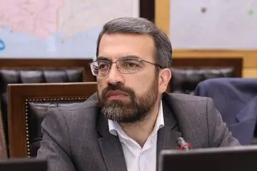 نماینده مجلس: راهی جز تسلیم و ترک مخاصمه برای آمریکا باقی نمانده است/ جمهوری اسلامی باید ضمن اعمال قدرت، شکاف میان کشورهای منطقه و غرب را عمیقتر کند