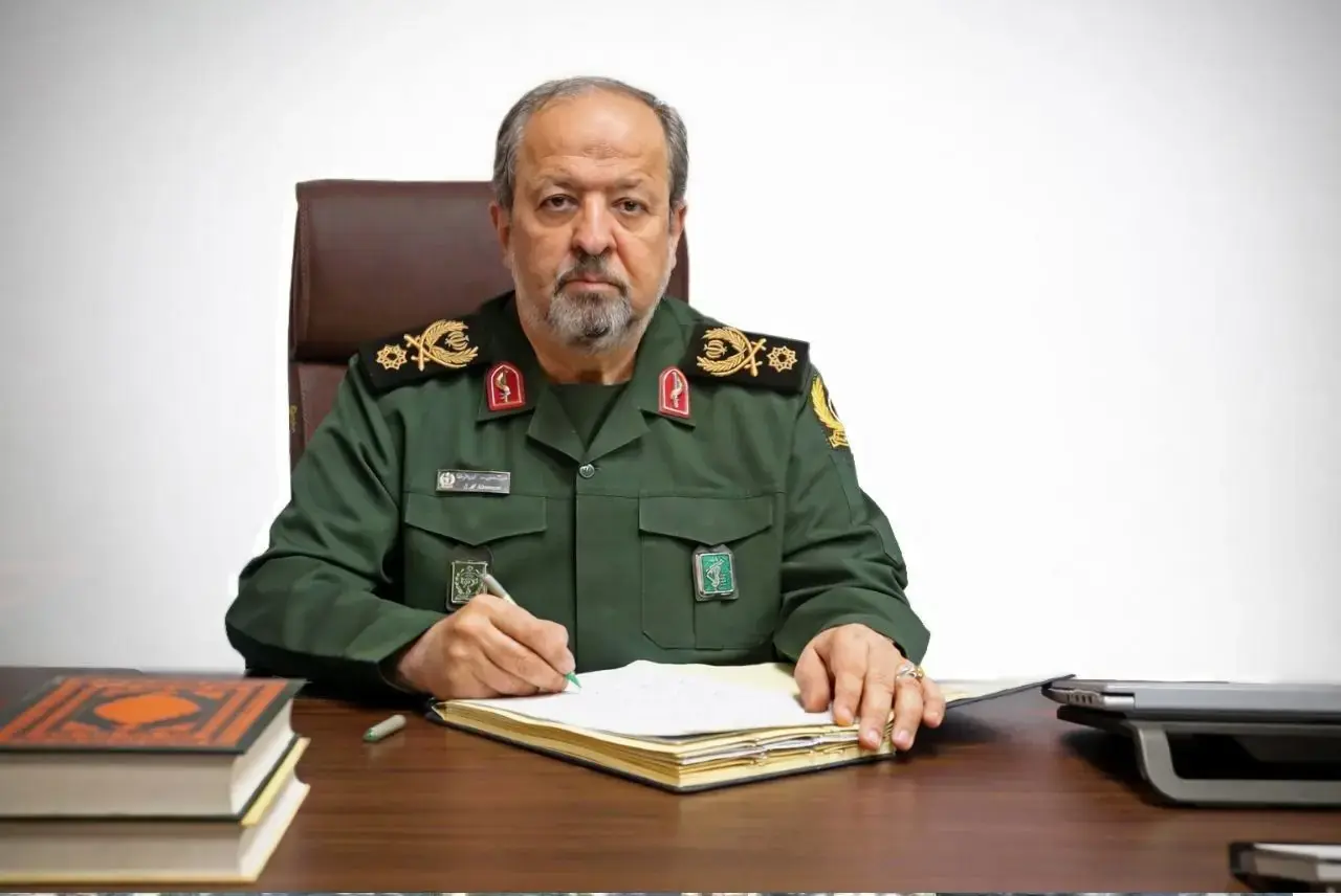 سرپرست وزارت دفاع: مسیر پیشرفت صنعت دفاعی با قدرت ادامه دارد