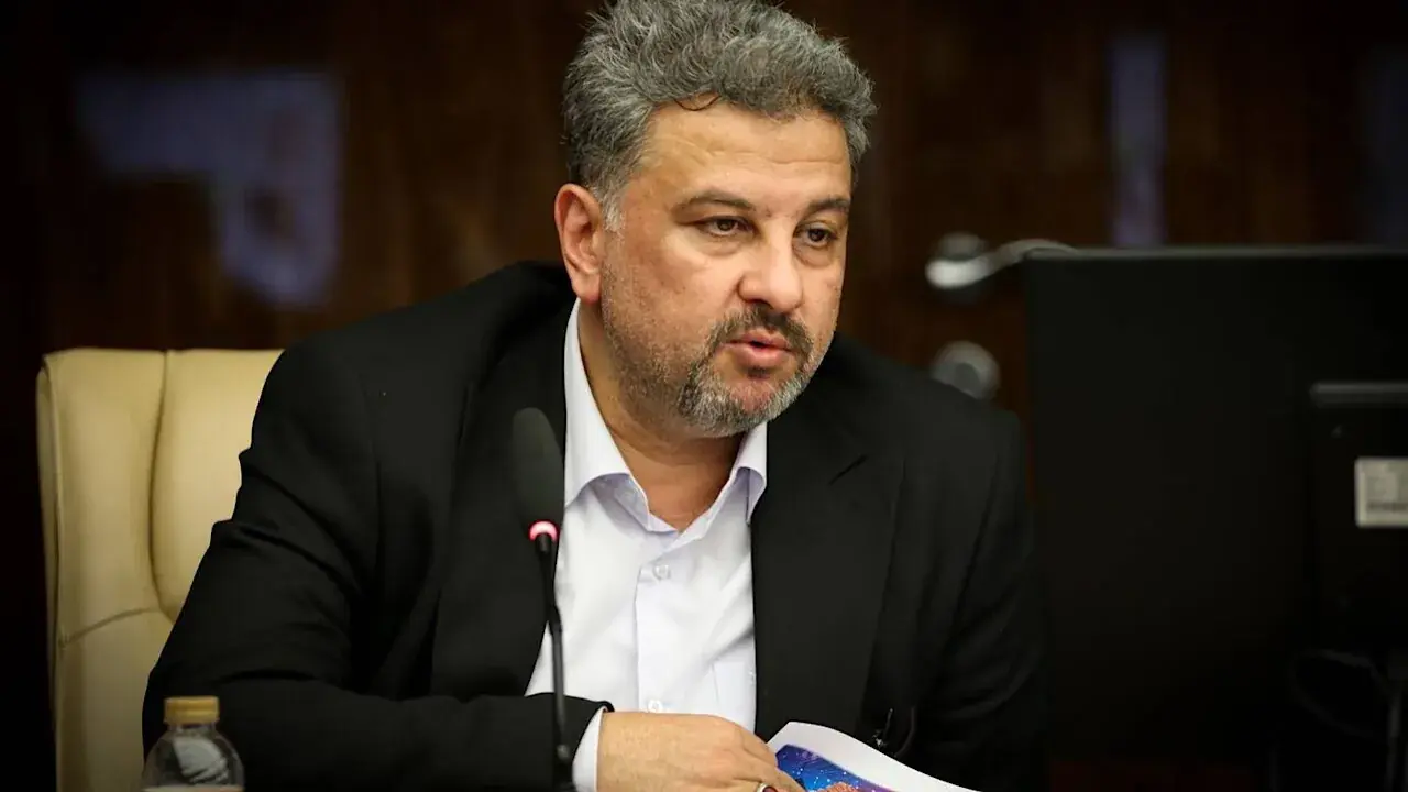 کاهش ۲۸ درصدی ناترازی و افزایش ۵۵ درصدی تبادلات برق کشور در یک سال