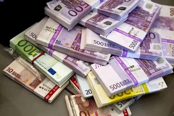 قیمت یورو، امروز چهارشنبه ۲۸ مرداد ۱۴۰۵