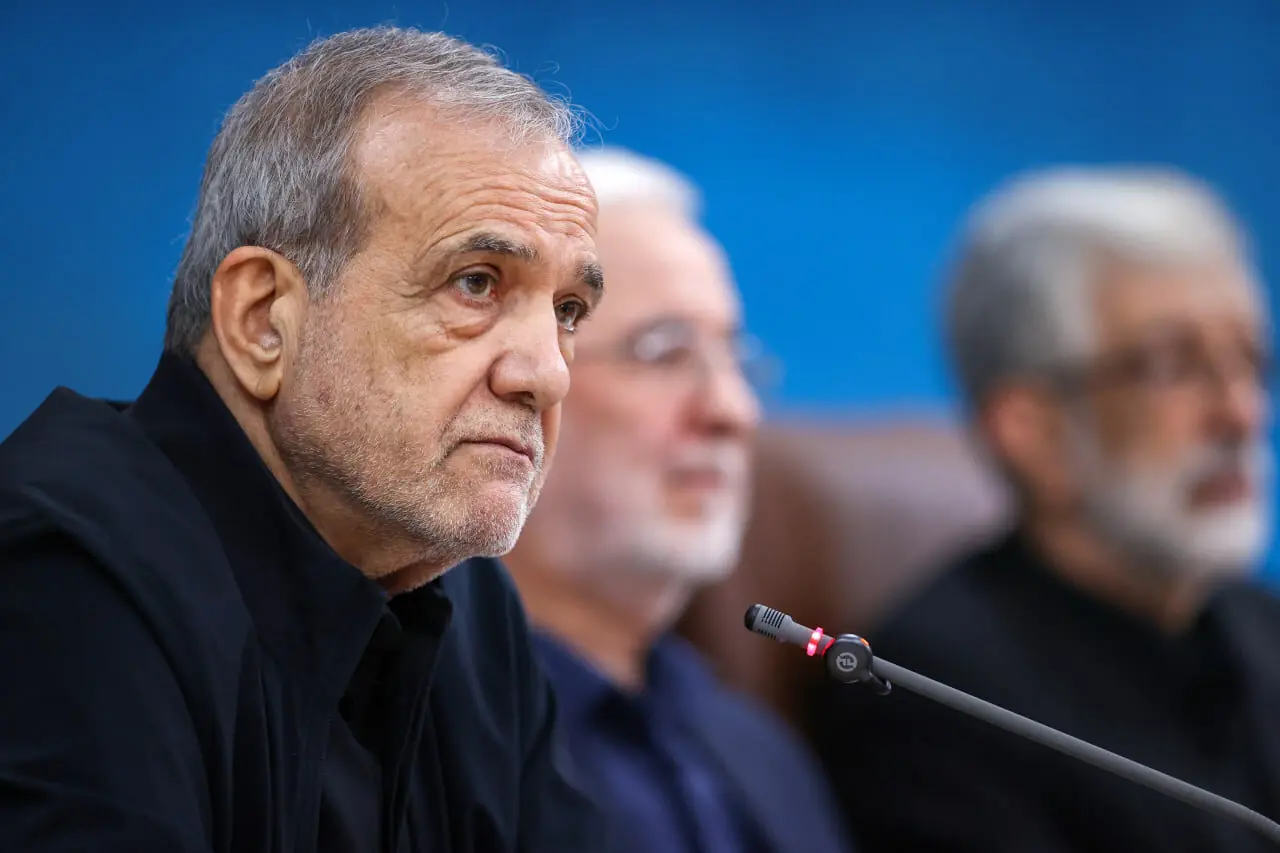 کیهان: تفاهم نامه اسلام آباد کاغذپاره است، سند افتخار نخوانید