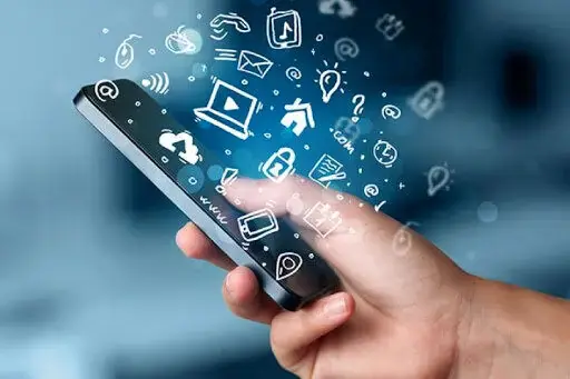 وزارت فرهنگ: تلویزیونهای اینترنتی برای دریافت مجوز اقدام کنند