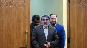 جمهوریت: از تریبون وزارت کشور تا اخراج از کانادا؛ سلمان سامانی کیست؟