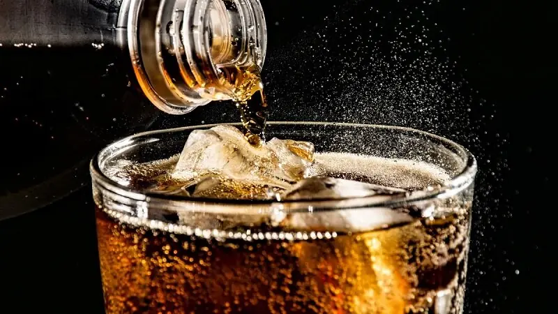 این نوشیدنیها خطر سرطان معده را افزایش میدهند