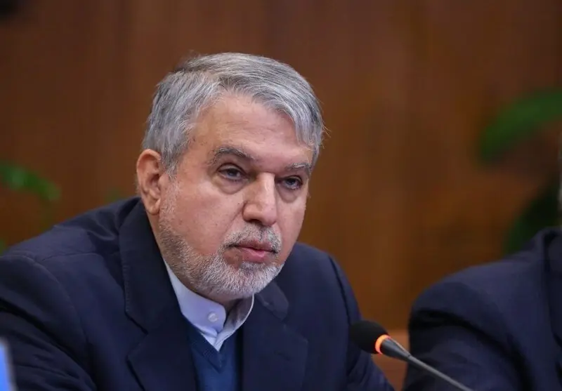 مأموریت تازه پزشکیان به وزیر؛ دعوت از سلبریتیهای یک کشور برای سفر به ایران