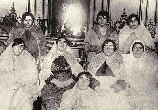 تصویر کمتر دیده شده از خدیجه خانم پرنسس قاجار