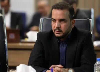 یوسفی: درباره تغییر شیوه توزیع بنزین شفافسازی شود/ نیکزاد: دولت برای هر تصمیمی در اینباره با مجلس هماهنگی میکند
