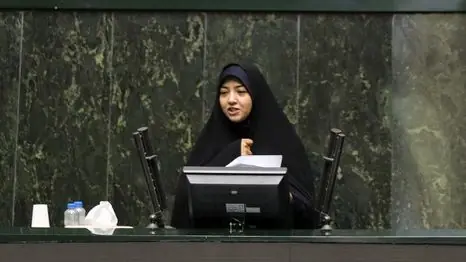  لزوم تشکیل ستاد بحران برای رفع چالش‌های صنعتی/ انتقاد از ناهماهنگی در توزیع انرژی و گرانی