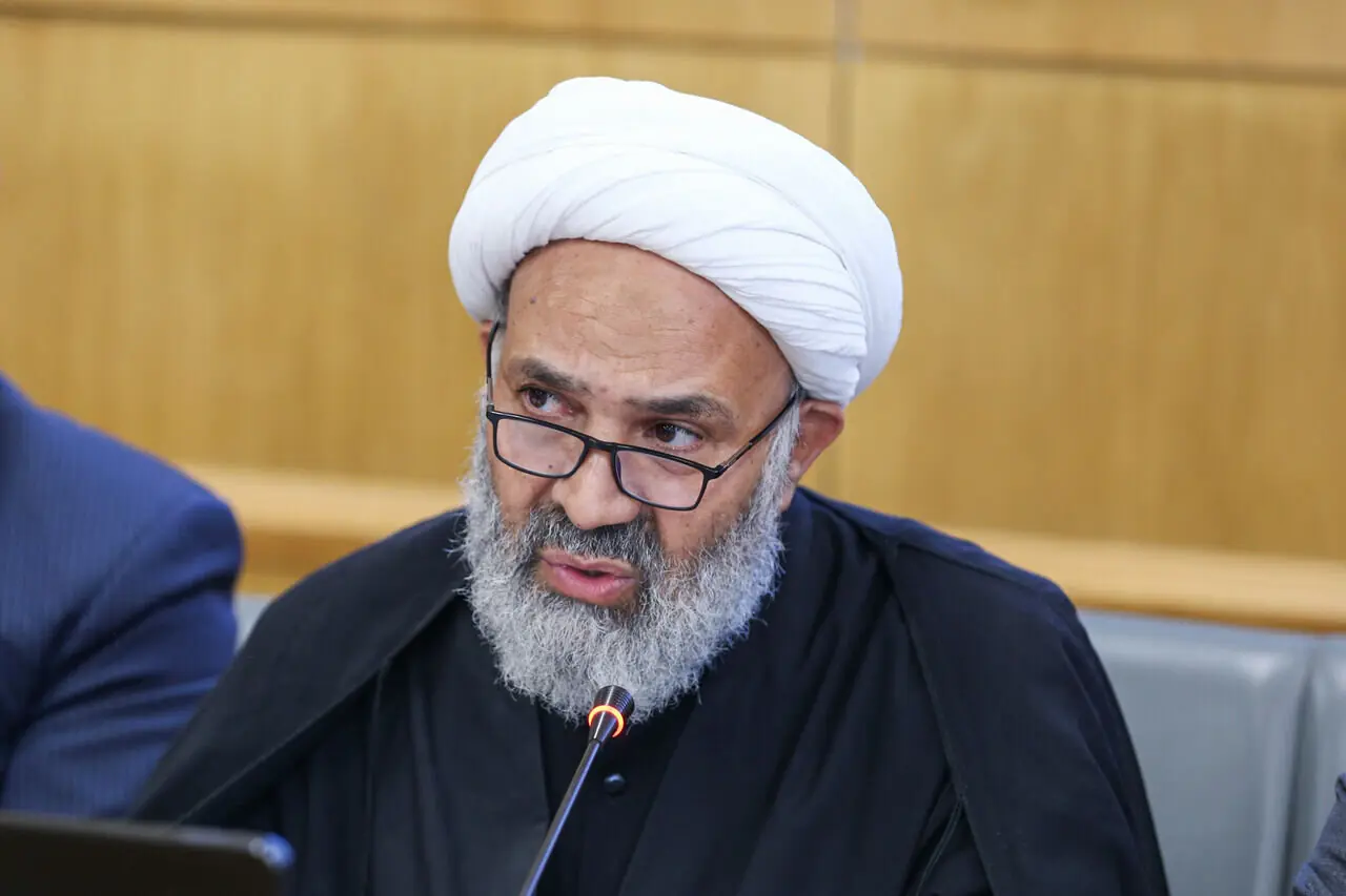 پژمانفر رئیس کمیسیون اصل ۹۰ مجلس باقی ماند