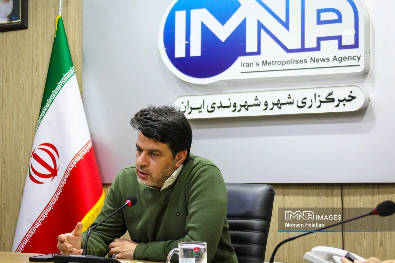 یزدیان: وزیر جهاد کشاورزی کارت زرد گرفت