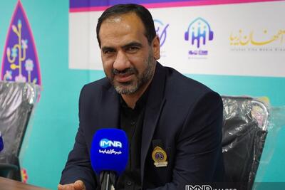 آمادگی منطقه ۷ اصفهان برای بازسازی و بهرهبرداری دوباره استخر فجر