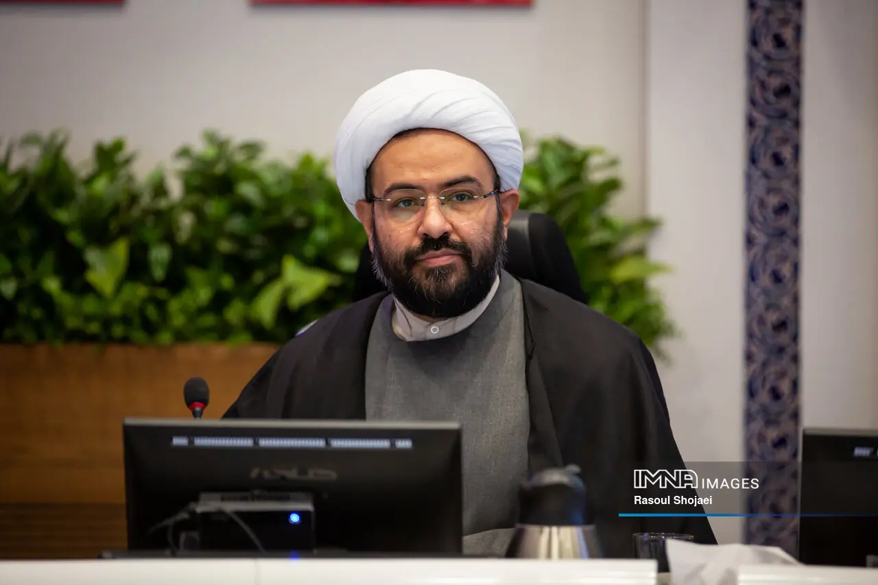 گرانسازی بنزین راهکار ناترازی نیست؛ حملونقل عمومی را توسعه دهید