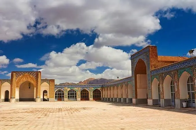 از آب قنات تا محراب؛ قصه یک مسجد هزارساله