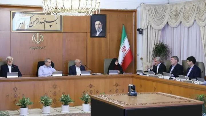 افزایش ۳۵۰۰ مگاوات به ظرفیت شبکه برق تا هفته آینده/ تأکید رئیسجمهور بر تداوم پشتیبانی از نیروهای مسلح