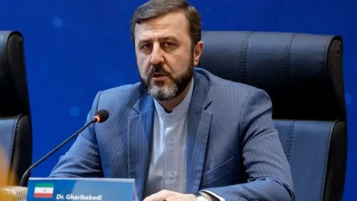 دخالت خارجی در سرنوشت ملتها، تجاوز به حق حاکمیت آنهاست