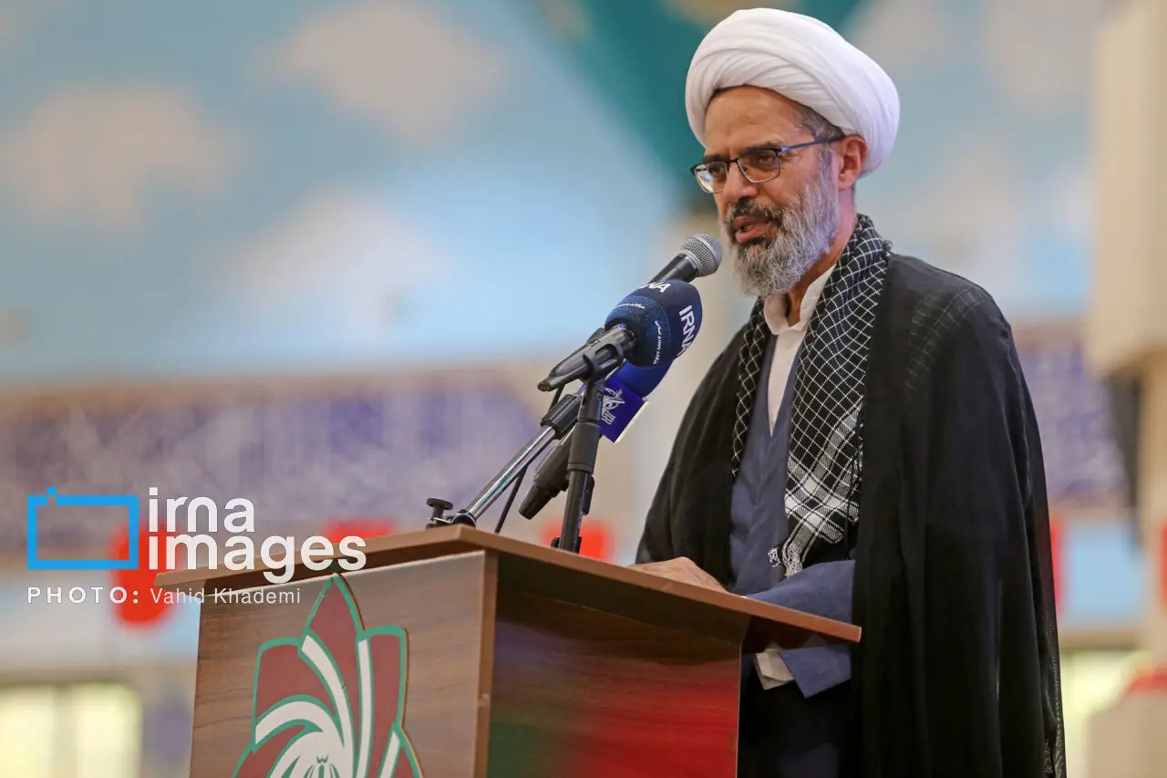 امام جمعه بجنورد: مسجد قرارگاه گرهگشایی از مشکلات مردم است
