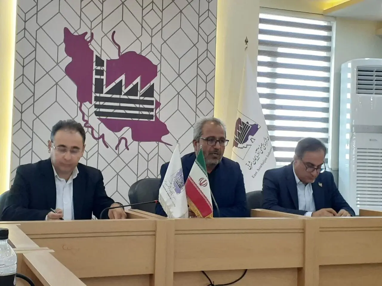  برگشت ۳۹ واحد تولیدی آذربایجان‌شرقی به چرخه تولید/جذب ۱۱۱ هزار میلیارد ریال سرمایه‌گذاری