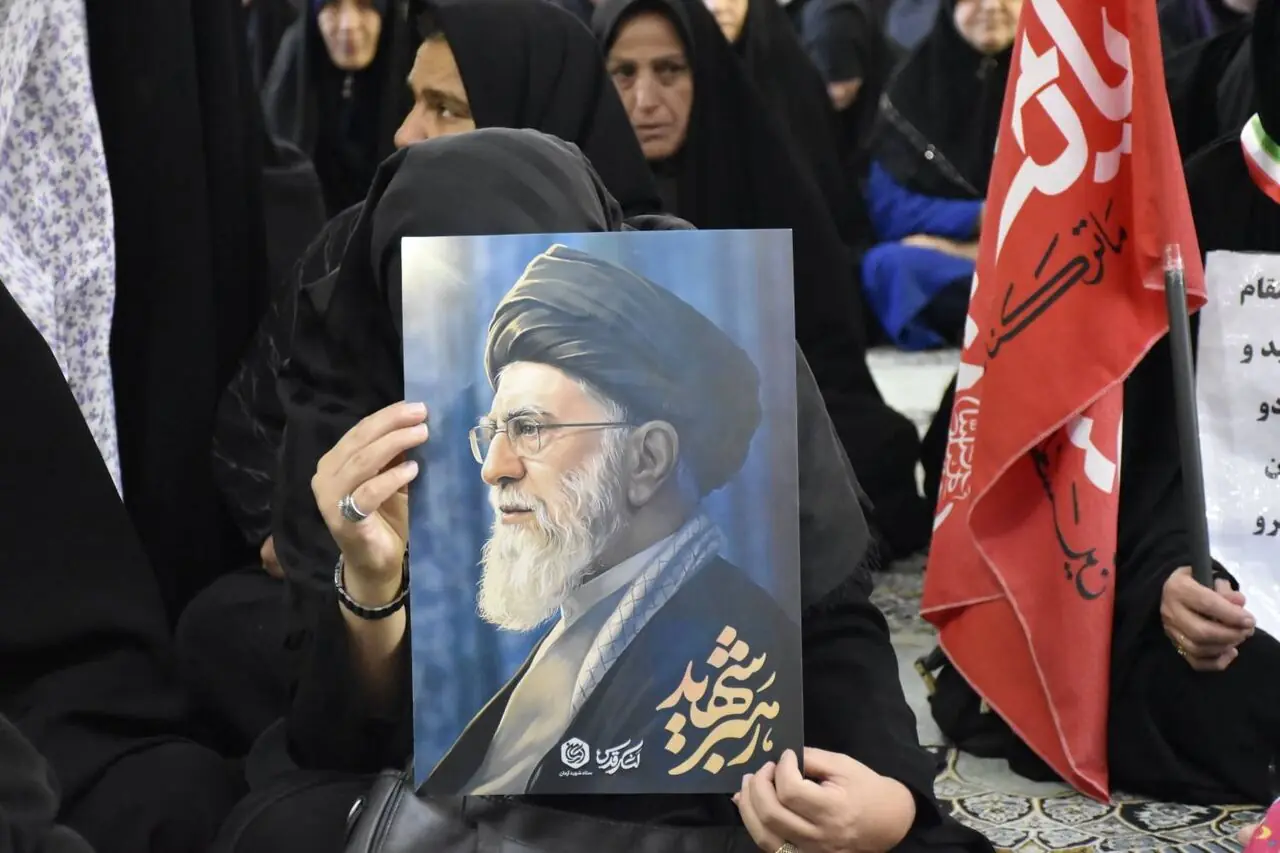 فیلم | آیین اربعین قائد شهید امت در اراک