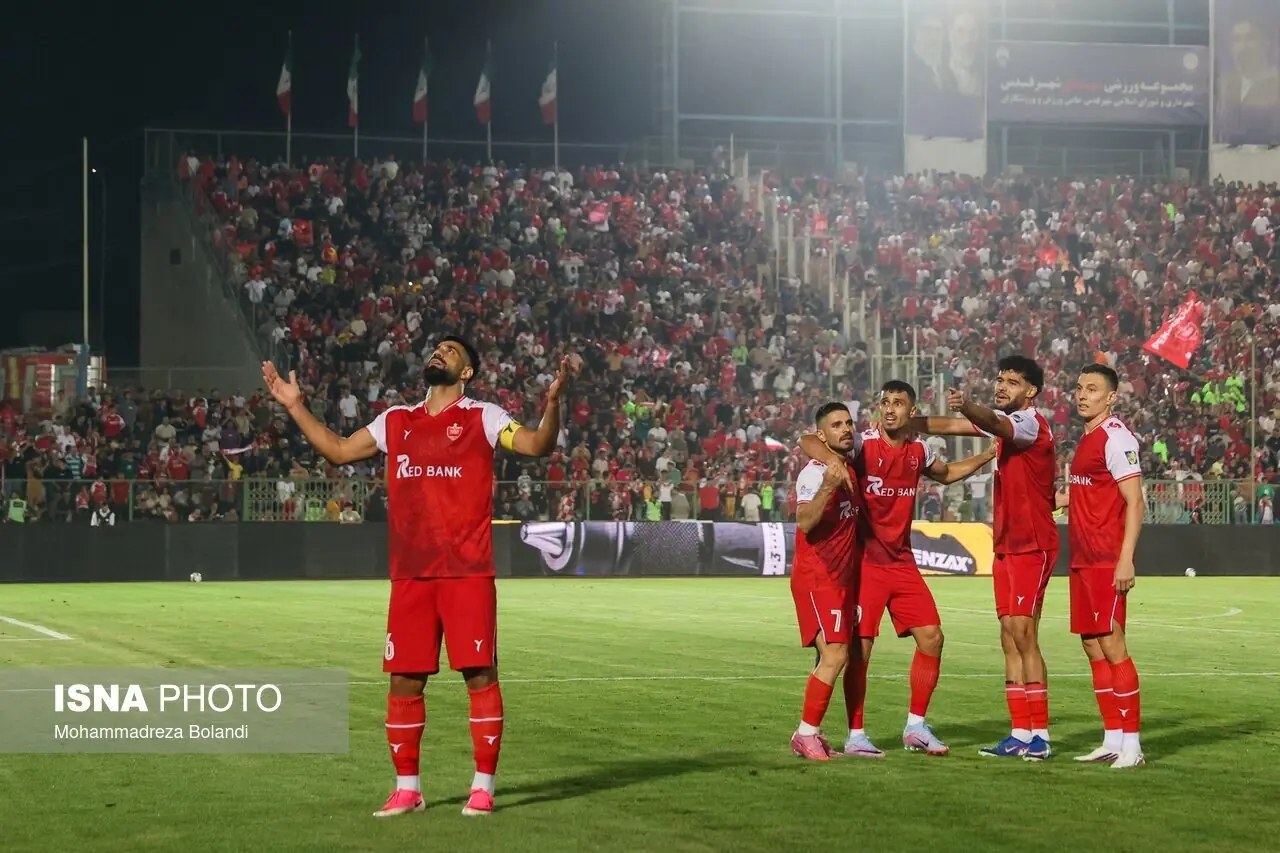 خلاصه بازی پرسپولیس مقابل استقلال خوزستان
