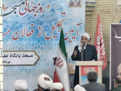 امام جمعه سنندج: مسجد میتواند به پایگاه حل مشکلات اجتماعی مردم تبدیل شود