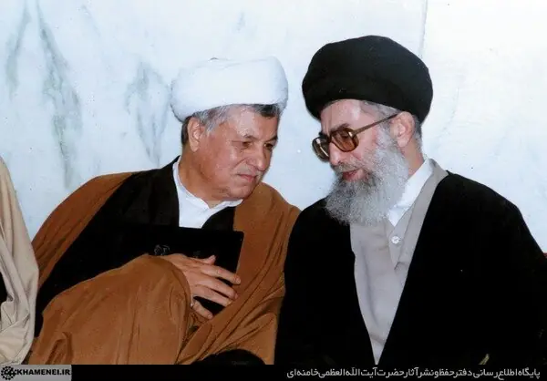 خاطرات هاشمی: رهبری از دست تندروهای چپ خشمگیناند