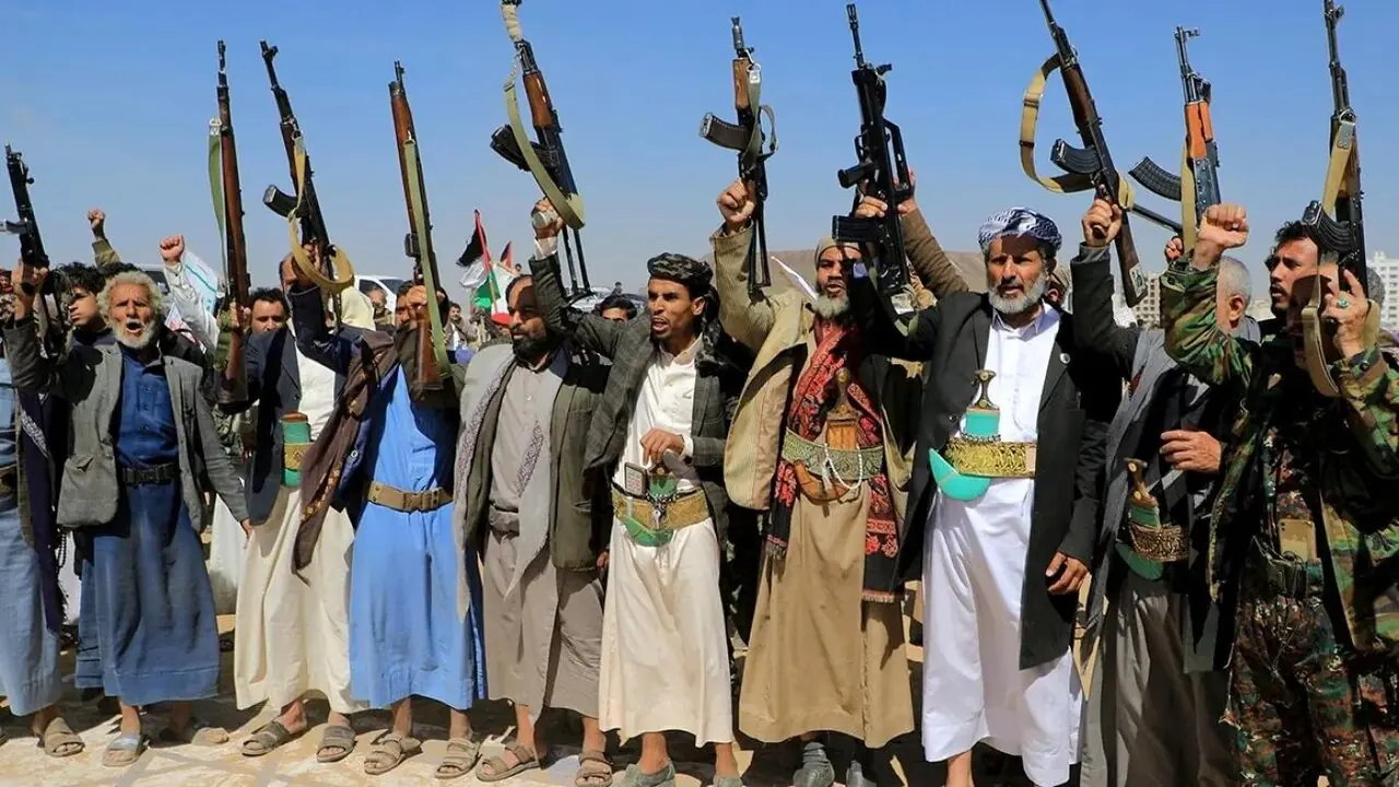 قنادباشی: شرق یمن به خط مقدم هشدار به عربستان تبدیل شده است/ محاصره عربستان، بازار نفت آمریکا را نیز تحت تأثیر قرار میدهد