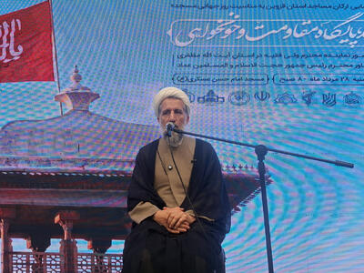 مساجد باید به پایگاه جذب جوانان و نوجوانان تبدیل شوند