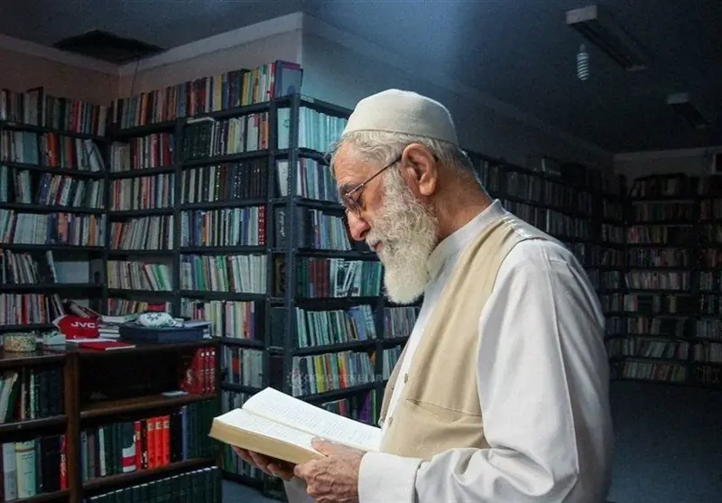 ماجرای ۳۰۰ کتاب کهنهای که رهبر شهید صحافی کردند