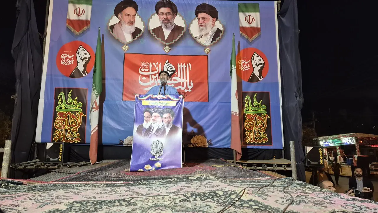 ملت ایران در برابر فشار و تهدید آمریکا عقبنشینی نمیکند