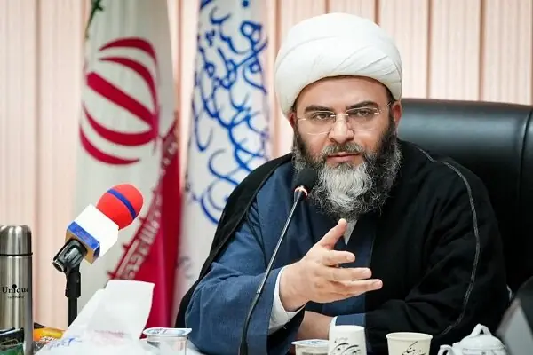 قمی: جنگ ترکیبی دشمن را باید در میدان افکار و روایتها شکست داد