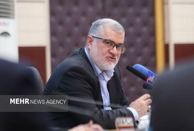 تأکید استاندار تهران بر شتاببخشی به توسعه انرژیهای تجدیدپذیر