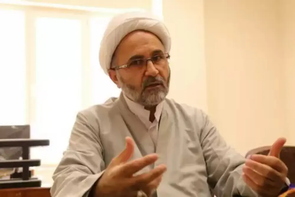 نگاهی به الگوی تکرارشونده شوک قیمتی بنزین