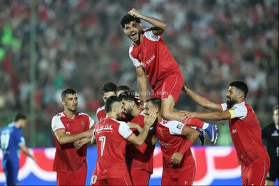 پرسپولیس 4 - 1 استقلال خوزستان/ سرخپوشان به صدر نشستند