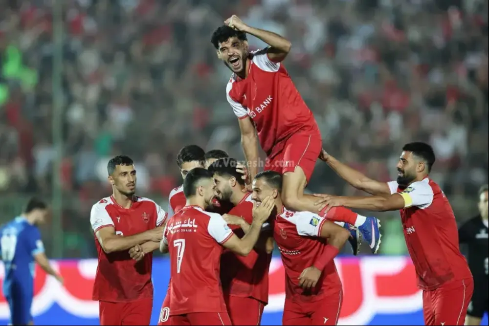پرسپولیس 4 - 1 استقلال خوزستان/ سرخپوشان به صدر نشستند